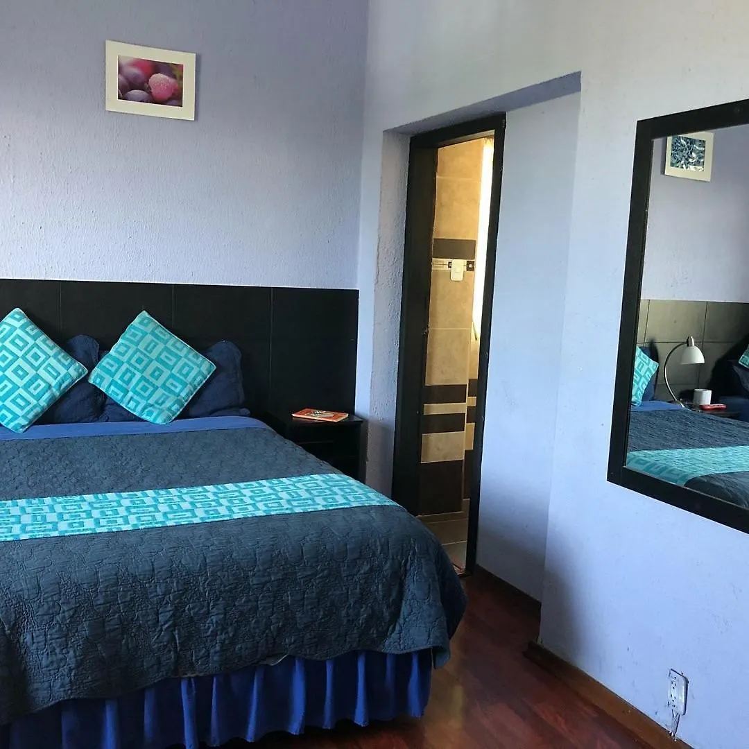 Hostal Alua Rio Quito